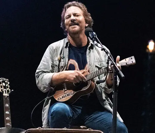 Eddie Vedder, el carismtico lder de Pearl Jam, cumple 55 aos. 